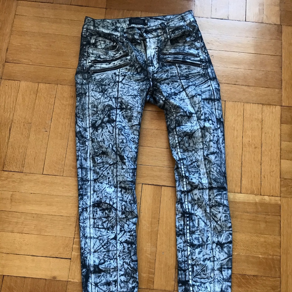 Eleven Paris size 26 jeans like new